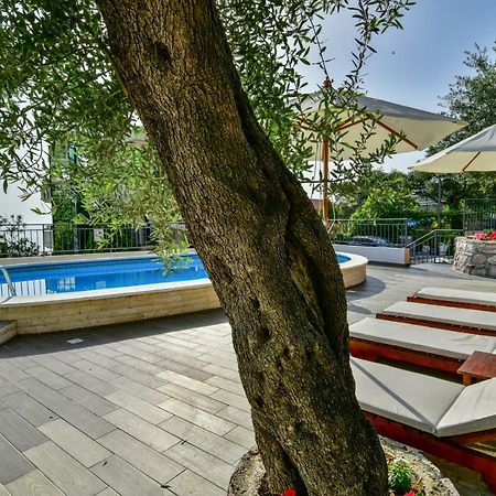 Apartments Kentera Lux 스베티스테판 외부 사진