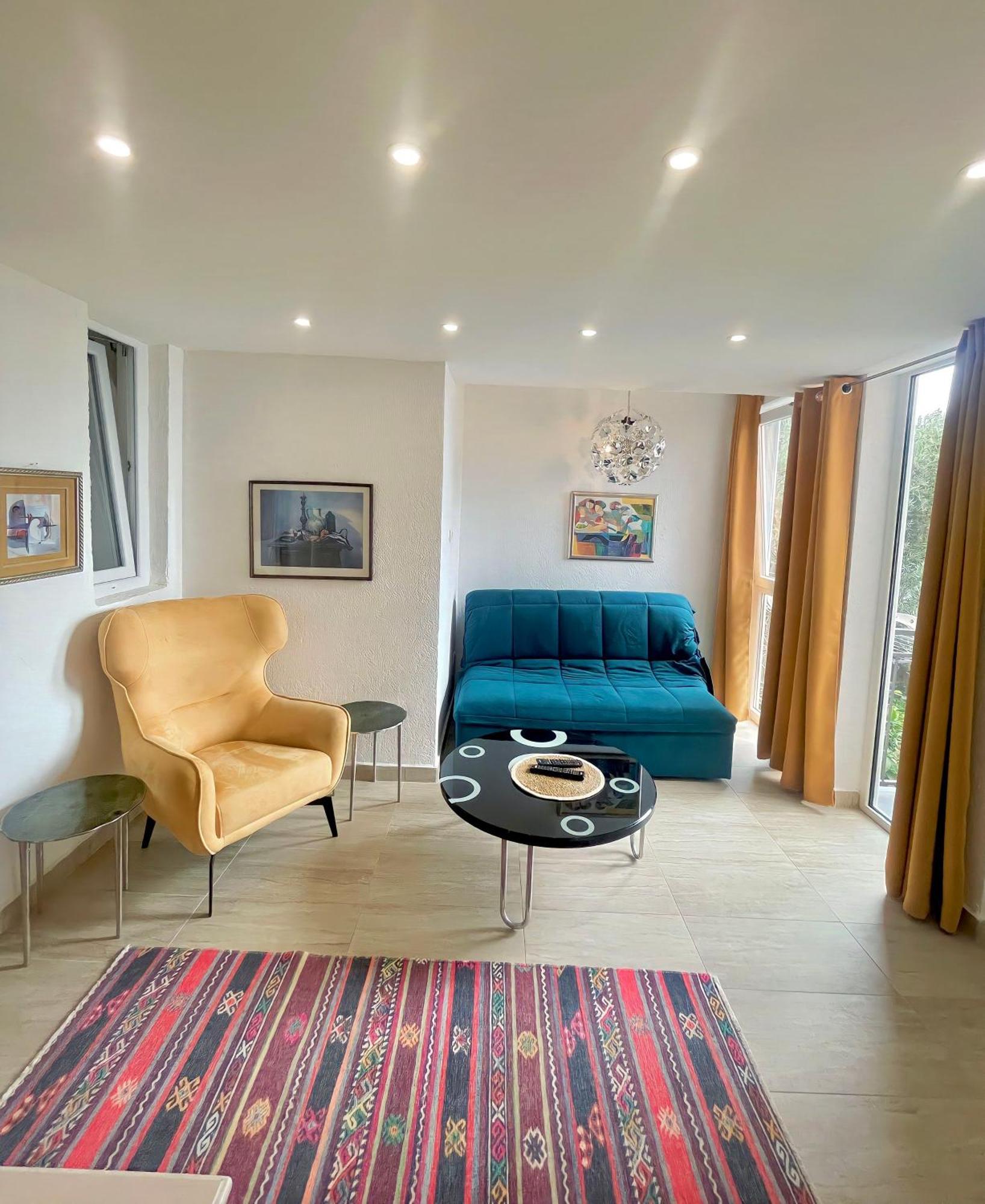Apartments Kentera Lux 스베티스테판 객실 사진