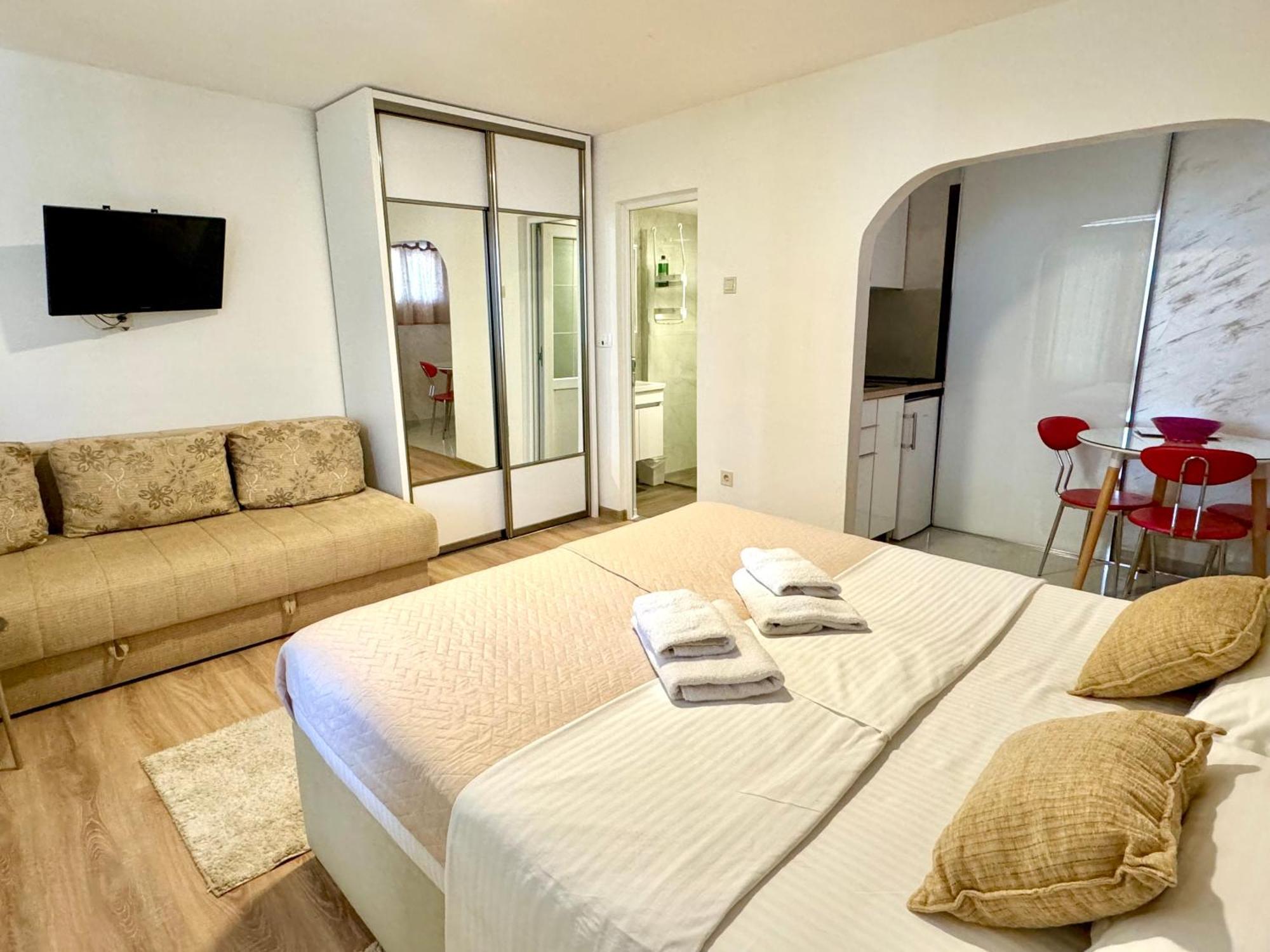 Apartments Kentera Lux 스베티스테판 객실 사진