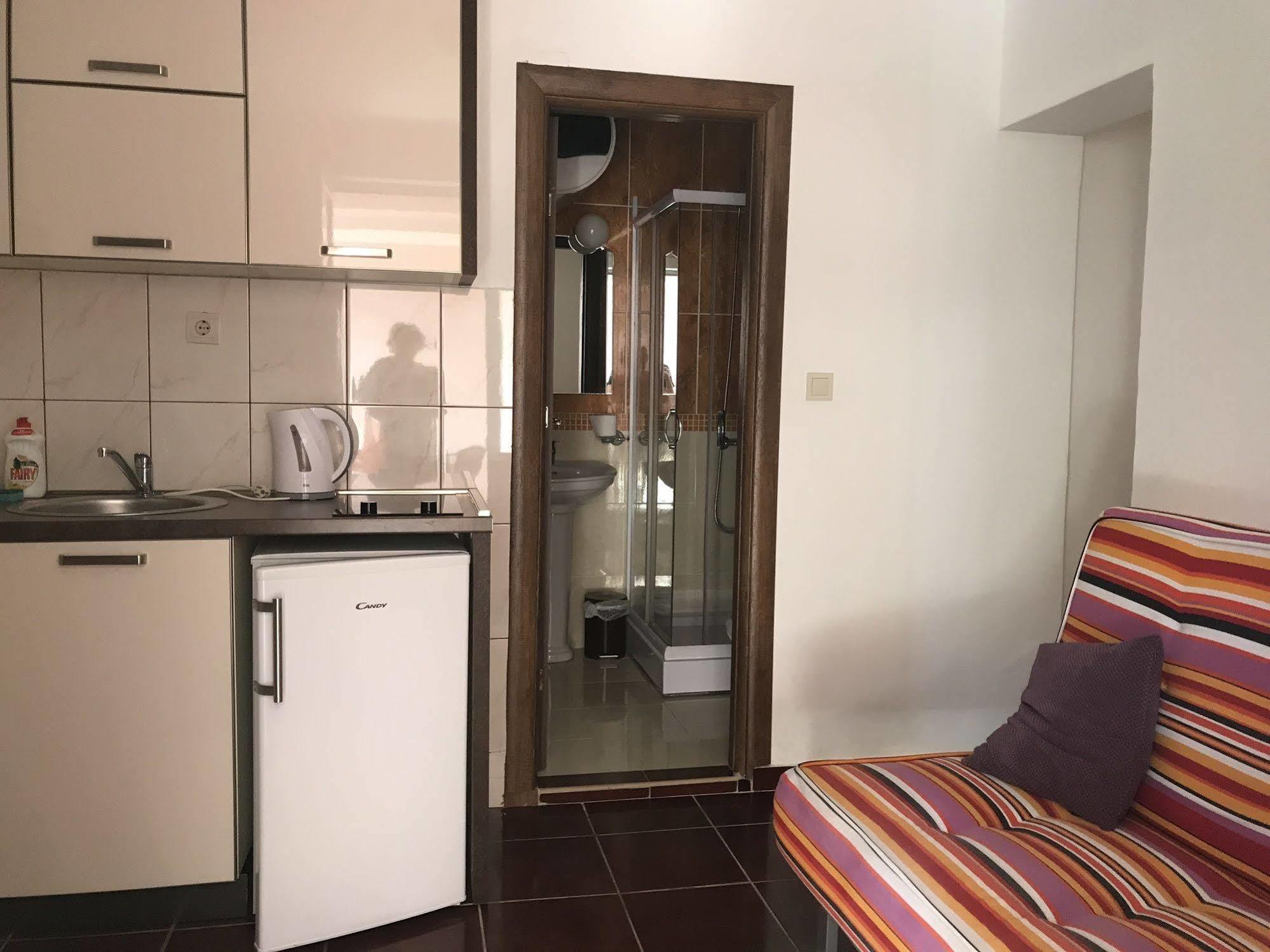 Apartments Kentera Lux 스베티스테판 외부 사진