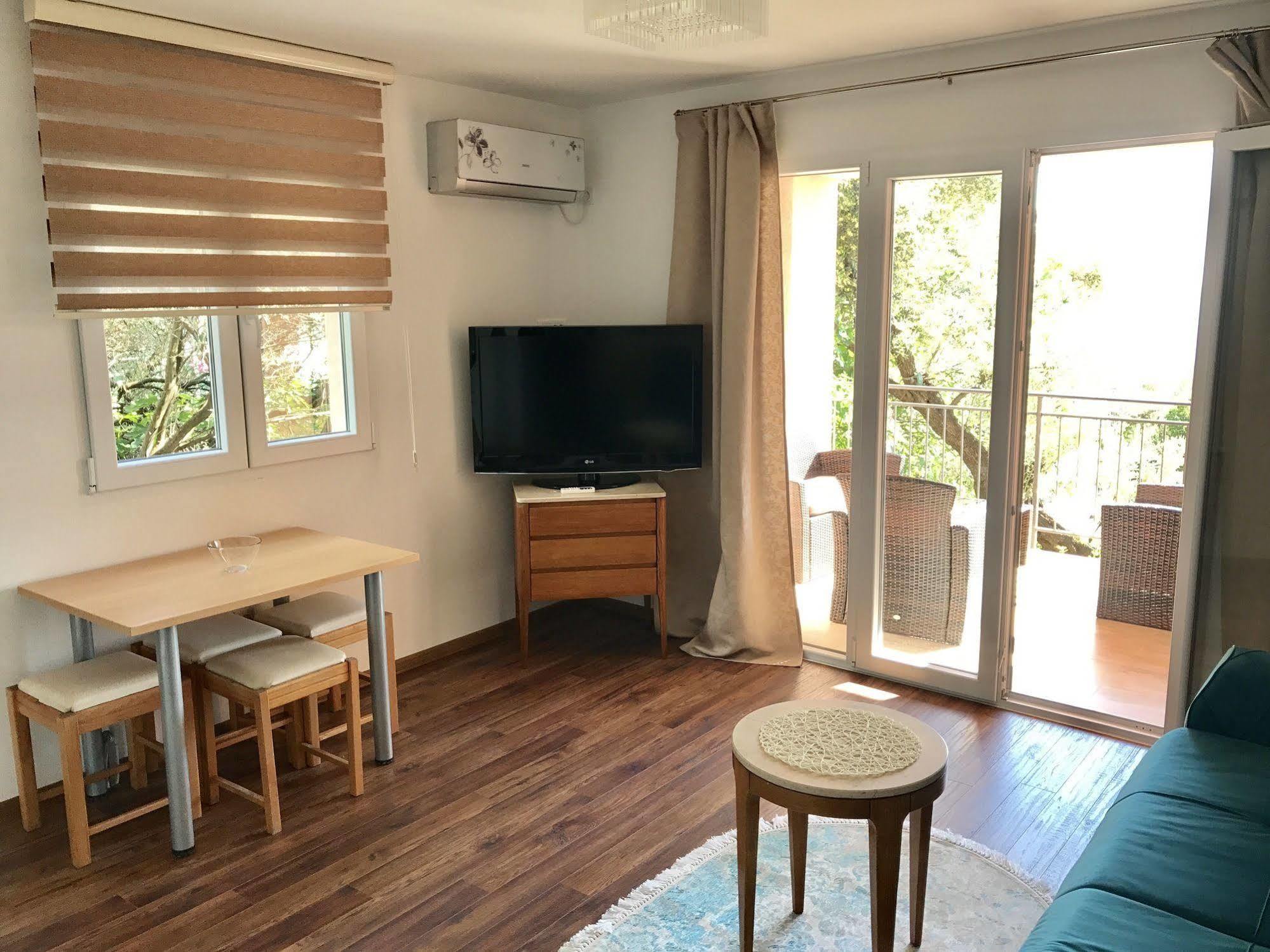Apartments Kentera Lux 스베티스테판 외부 사진